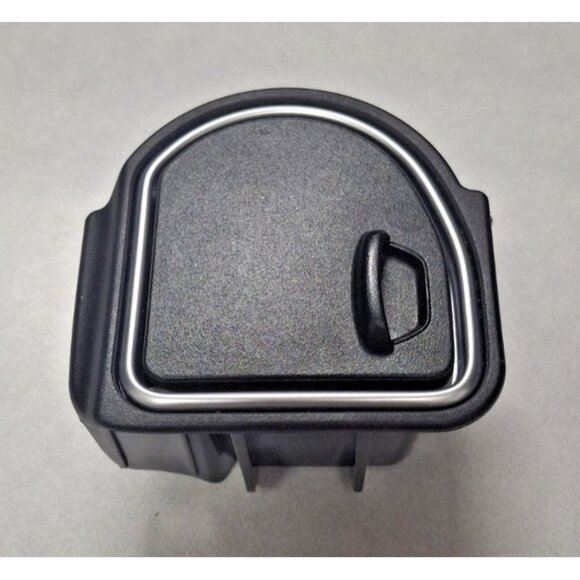 2005-2020 Mercedes-Benz Ashtray Pot 231-810-00-30 - Picture 1 of 9